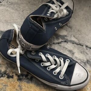Converse low top